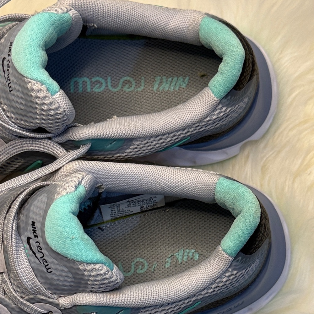 Women’s Nike Renew Sneakers in Gray and Teal - Picture 6 of 8
